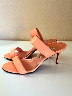Manolo Blahnik Coral High Heel Pumps EU 37.5 US 7.5 Made in Italy Designer Pumps